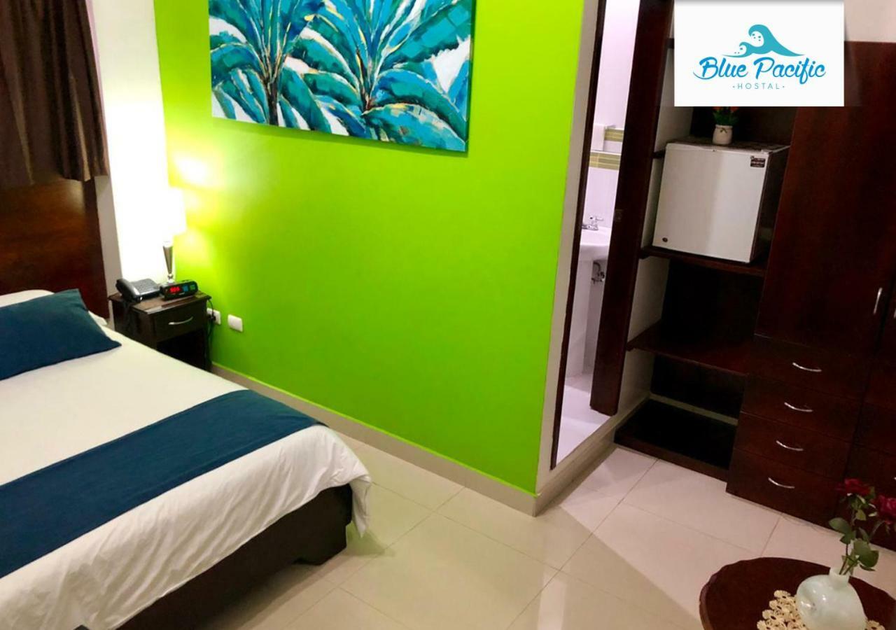 Hostal Blue Pacific Manta Exterior foto